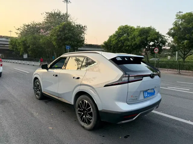 GAC Trumpchi GS4 — Фото автомобиля 4
