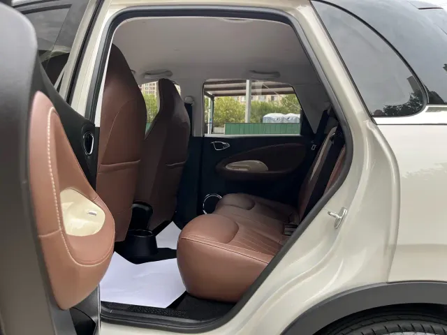 Wuling Bingo — Фото автомобиля 14