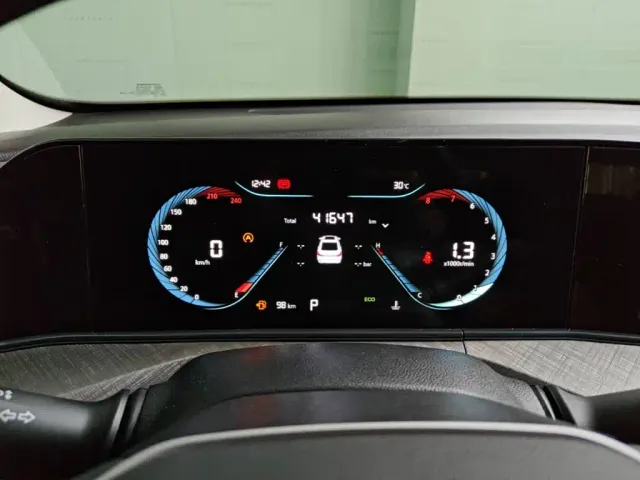 Changan Eado — Фото автомобиля 11