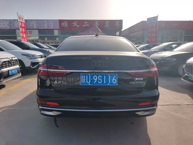 Audi A6L — Фото автомобиля 4