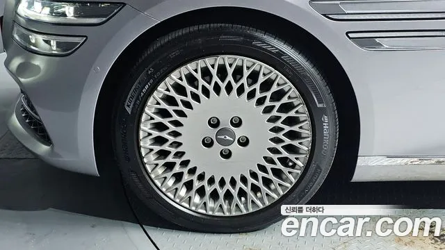 Genesis G80 RG3 — Фото автомобиля 5