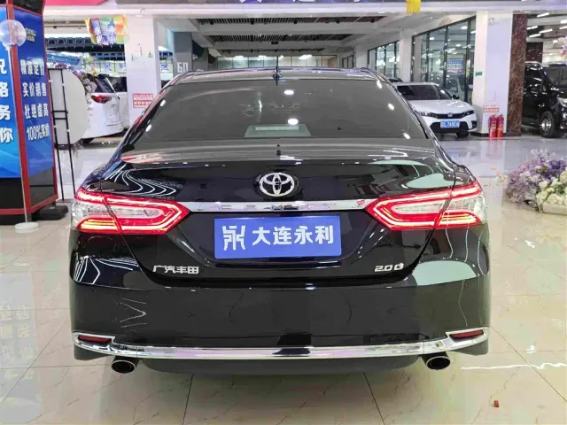 Toyota Camry — Фото автомобиля 15