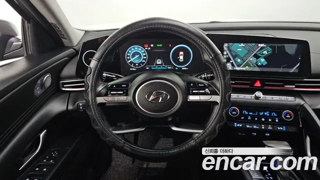 Hyundai Avante CN7 — Фото автомобиля 12