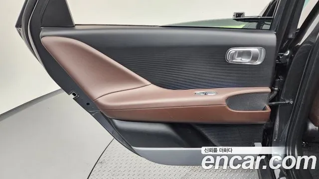 Hyundai Ioniq 6 — Фото автомобиля 14