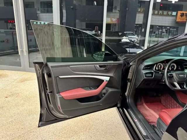 Audi A7L — Фото автомобиля 14