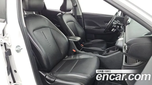 Hyundai Kona — Фото автомобиля 23