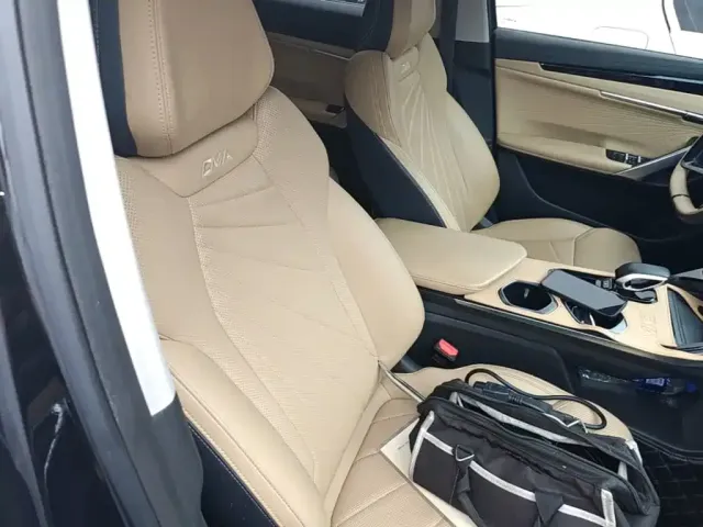 Geely Boyue L — Фото автомобиля 24