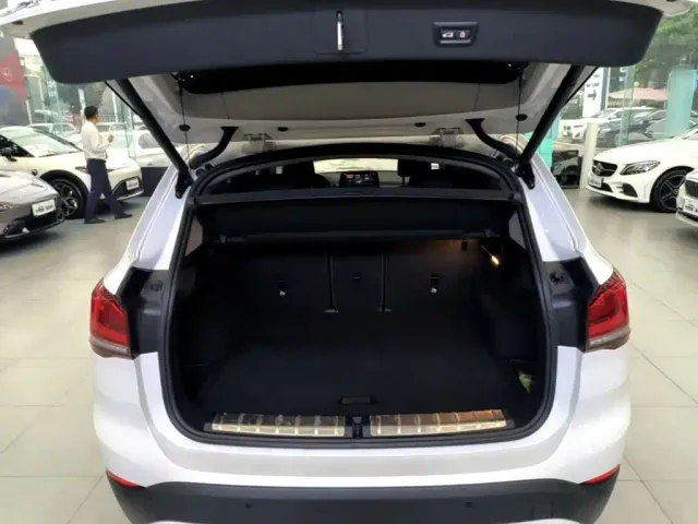 BMW X1 — Фото автомобиля 18