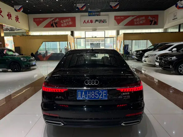 Audi Audi A6L 2022 45 TFSI quattro Premium Dynamic — Фото автомобиля 4