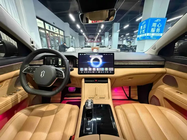 Aito M7 — Фото автомобиля 13