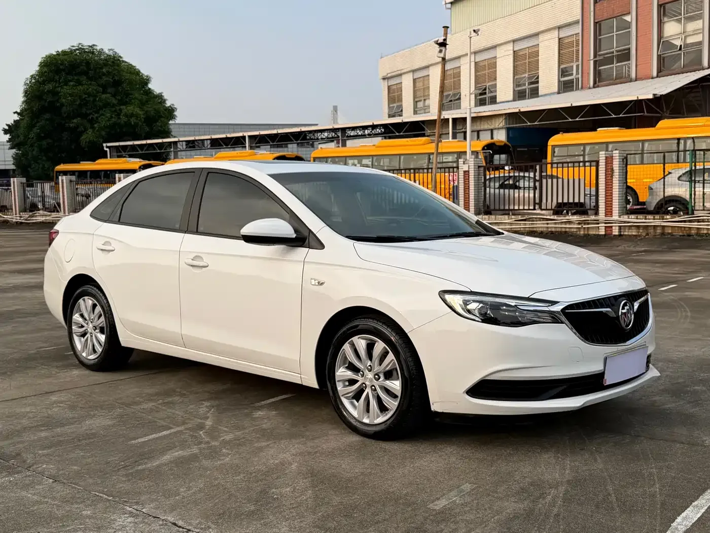 Buick Excelle 2021 Facelift Exemplar 1.5L Auto Elite — Фото автомобиля 3