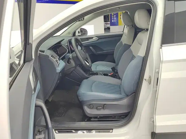 Volkswagen Tharu — Фото автомобиля 9