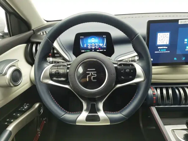 BYD Yuan PLUS — Фото автомобиля 11
