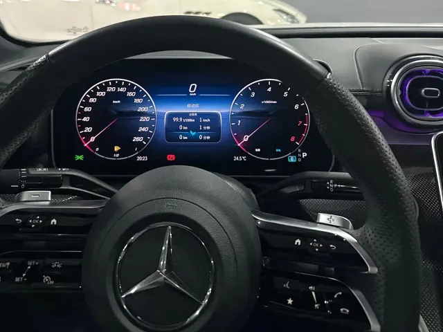 Mercedes-Benz C-Class — Фото автомобиля 6
