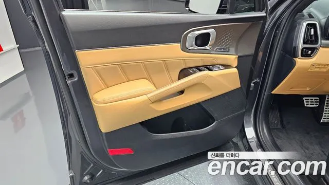 Kia Sorento Sorento 4-е поколение Бензин 2.5T 2WD — Фото автомобиля 22