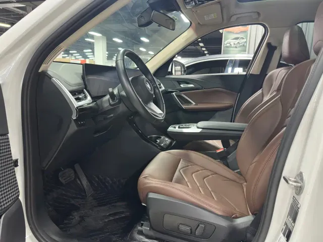BMW X1 — Фото автомобиля 10