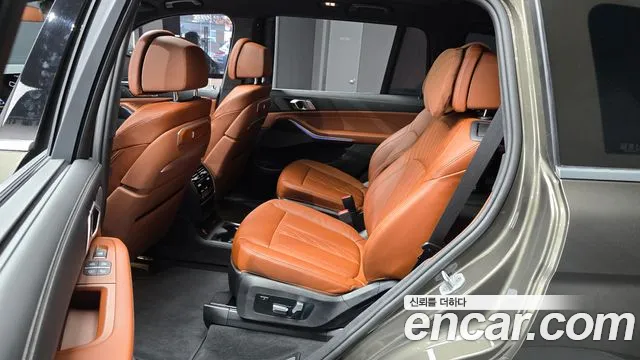 BMW X7 G07 — Фото автомобиля 18
