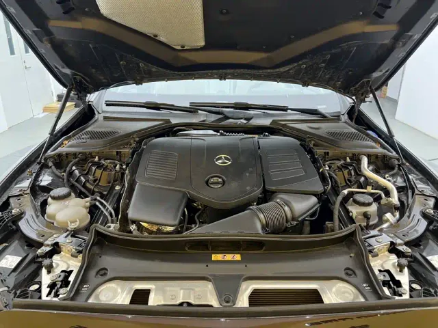 Mercedes-Benz E-Class — Фото автомобиля 7