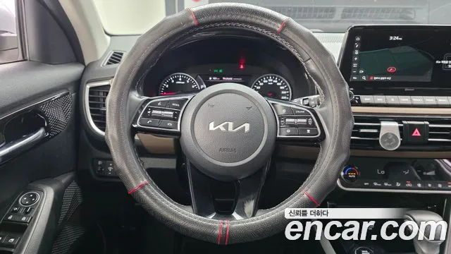Kia Seltos — Фото автомобиля 14