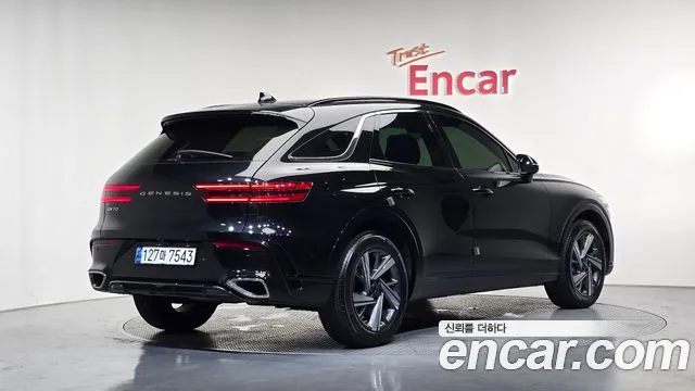 Genesis GV70 2.5T Бензин 2WD — Фото автомобиля 2