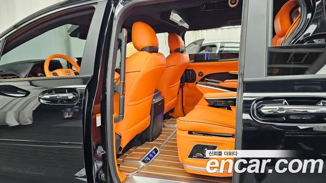 Toyota Sienna — Фото автомобиля 10
