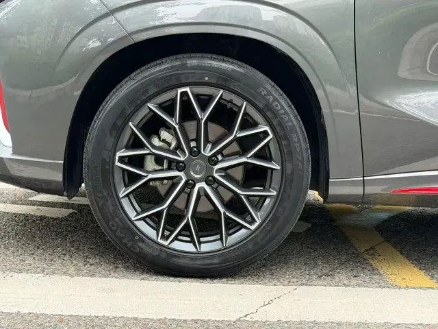 Changan Z6 — Фото автомобиля 6