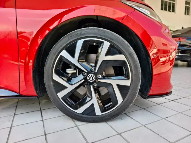 Volkswagen Volkswagen ID.3 2026 Smart Edition Ultimate GTX Package — Фото автомобиля 9