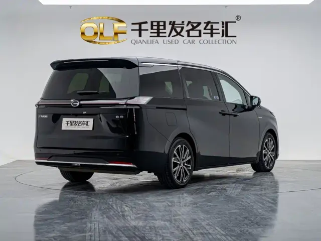 GAC Trumpchi E8 — Фото автомобиля 3