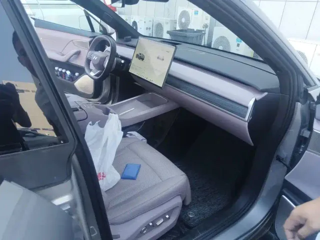 Ledao Ledao L60 2024 60kWh Rear-Wheel Drive — Фото автомобиля 19