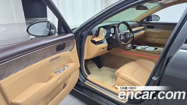 Genesis G90 Бензин 3.5 турбо AWD — Фото автомобиля 10