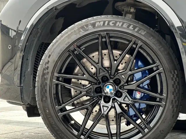 BMW X5 M — Фото автомобиля 20