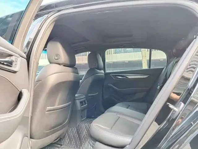 Cadillac CT5 — Фото автомобиля 3