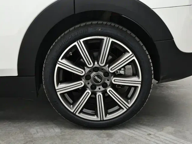 MINI Clubman — Фото автомобиля 8