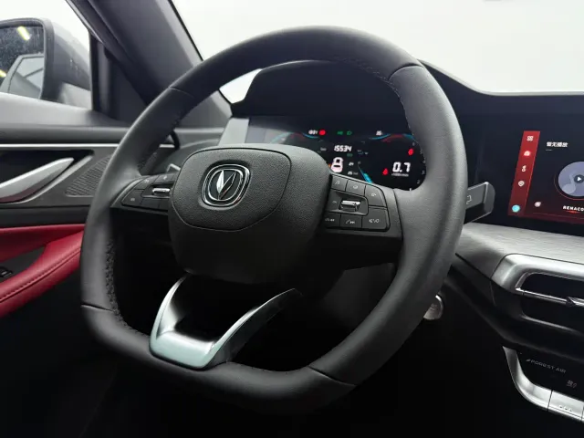 Changan CS35 Plus — Фото автомобиля 13
