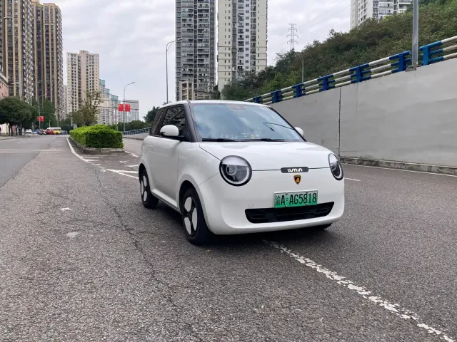 Changan Lumin — Фото автомобиля 3