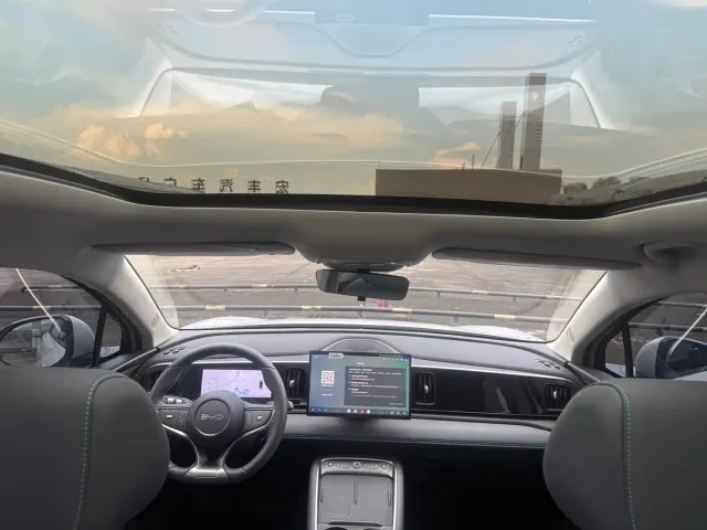 BYD Seal 05 DM-i — Фото автомобиля 17