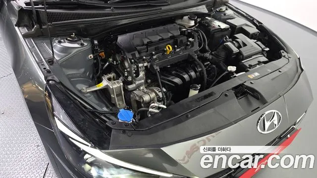 Hyundai Avante CN7 — Фото автомобиля 6