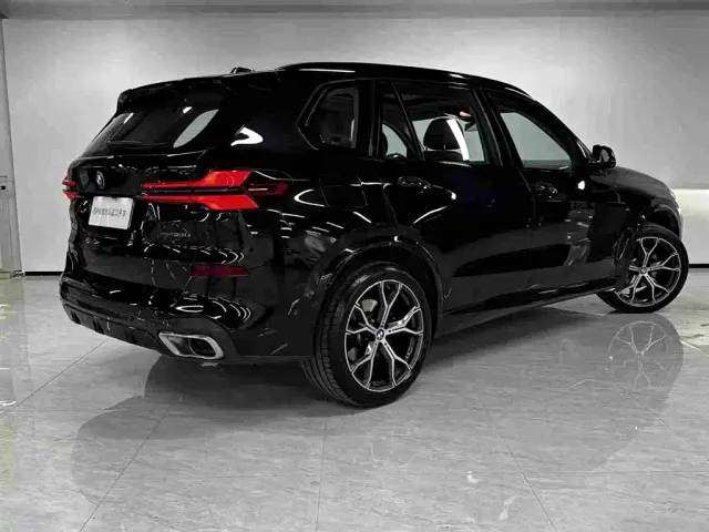 BMW X5 — Фото автомобиля 4