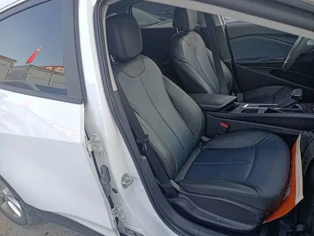 Buick Velite 6 — Фото автомобиля 24