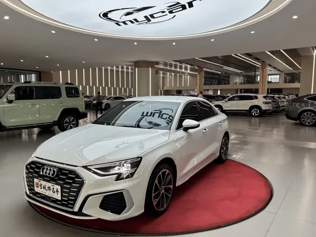 Фотография автомобиля — Audi A3