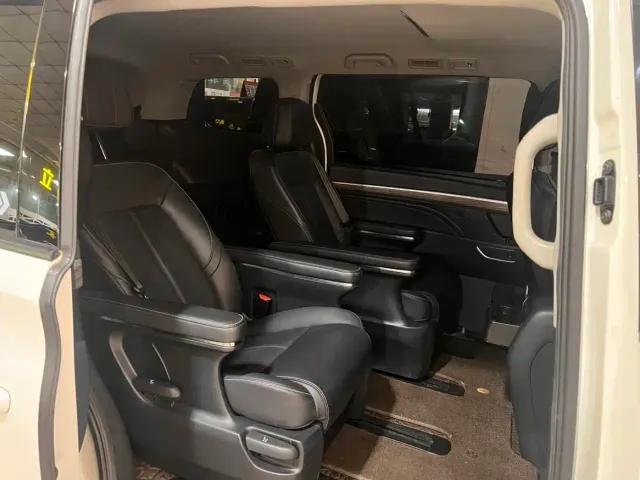 GAC Trumpchi M8 — Фото автомобиля 6