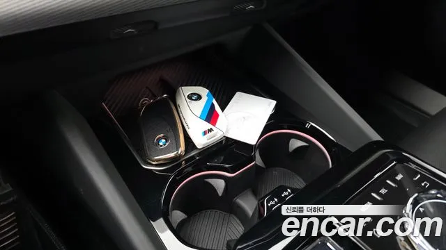 BMW 5 Series G60 — Фото автомобиля 26