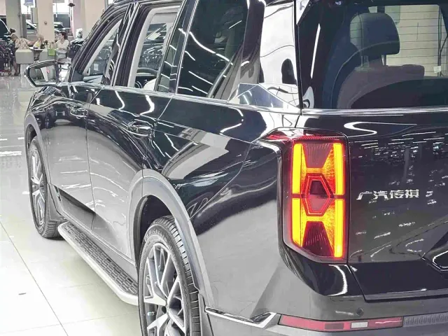 GAC Trumpchi GS8 — Фото автомобиля 7