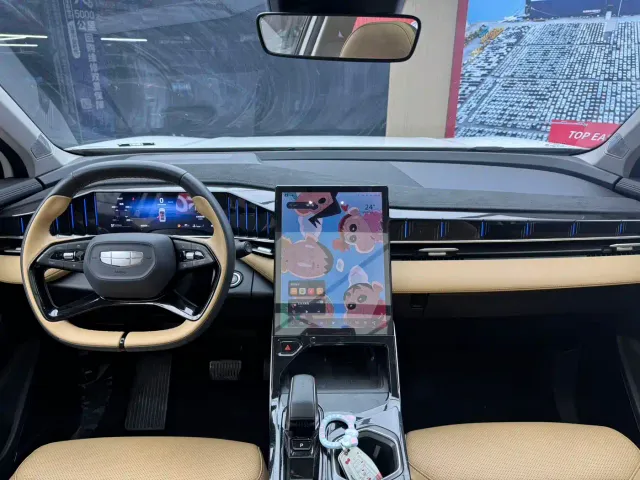 Geely Boyue L — Фото автомобиля 14