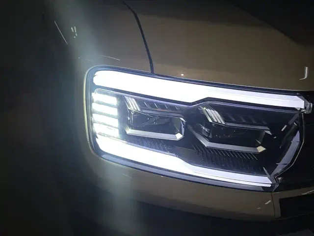 BYD FangChengBao Leopard 5 — Фото автомобиля 10