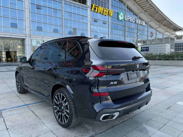 BMW X5 — Фото автомобиля 7