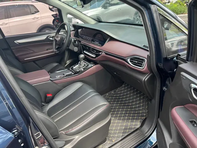 GAC Trumpchi M6 — Фото автомобиля 10