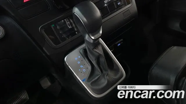 Hyundai Staria — Фото автомобиля 9