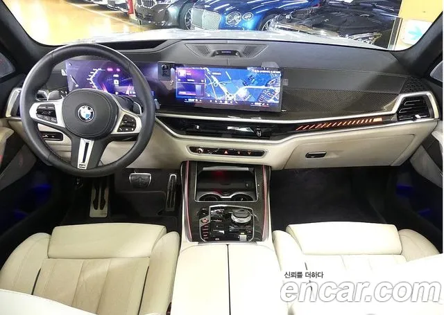 BMW X7 M60i xDrive M Sport 6 мест — Фото автомобиля 7