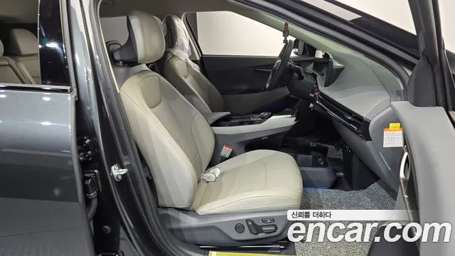 Kia EV6 New — Фото автомобиля 16